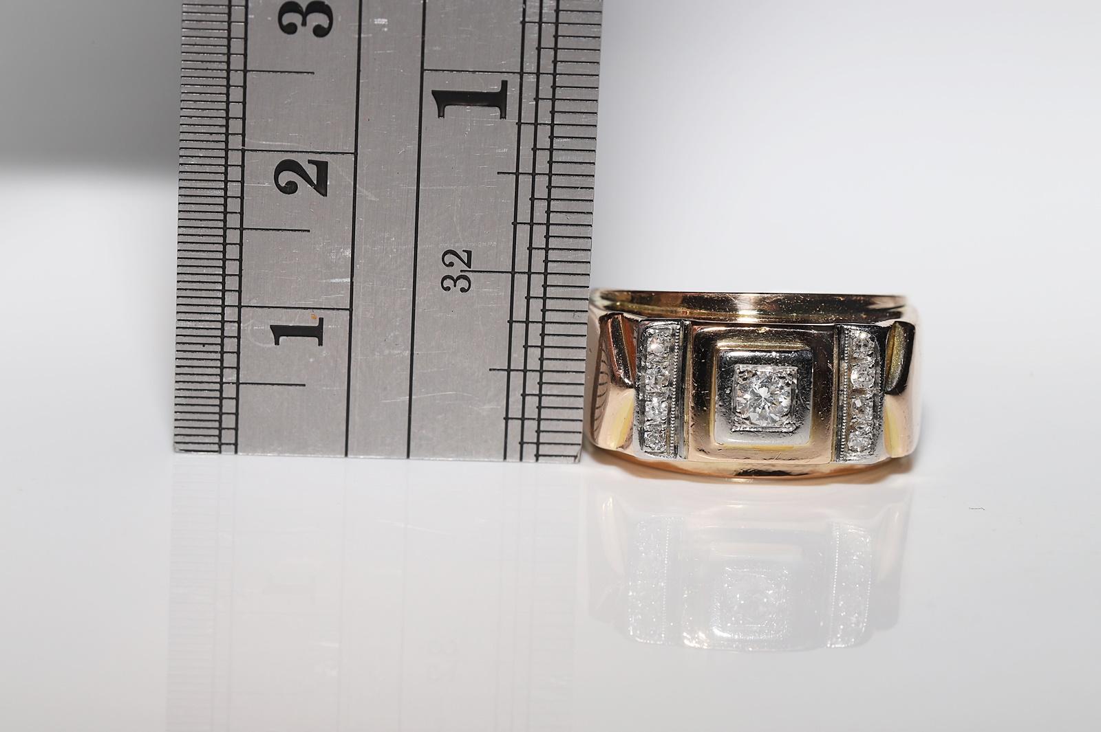 Victorian 1900s 18k Gold Natural Diamond Decorated Unisex Tank Ring For Sale 4