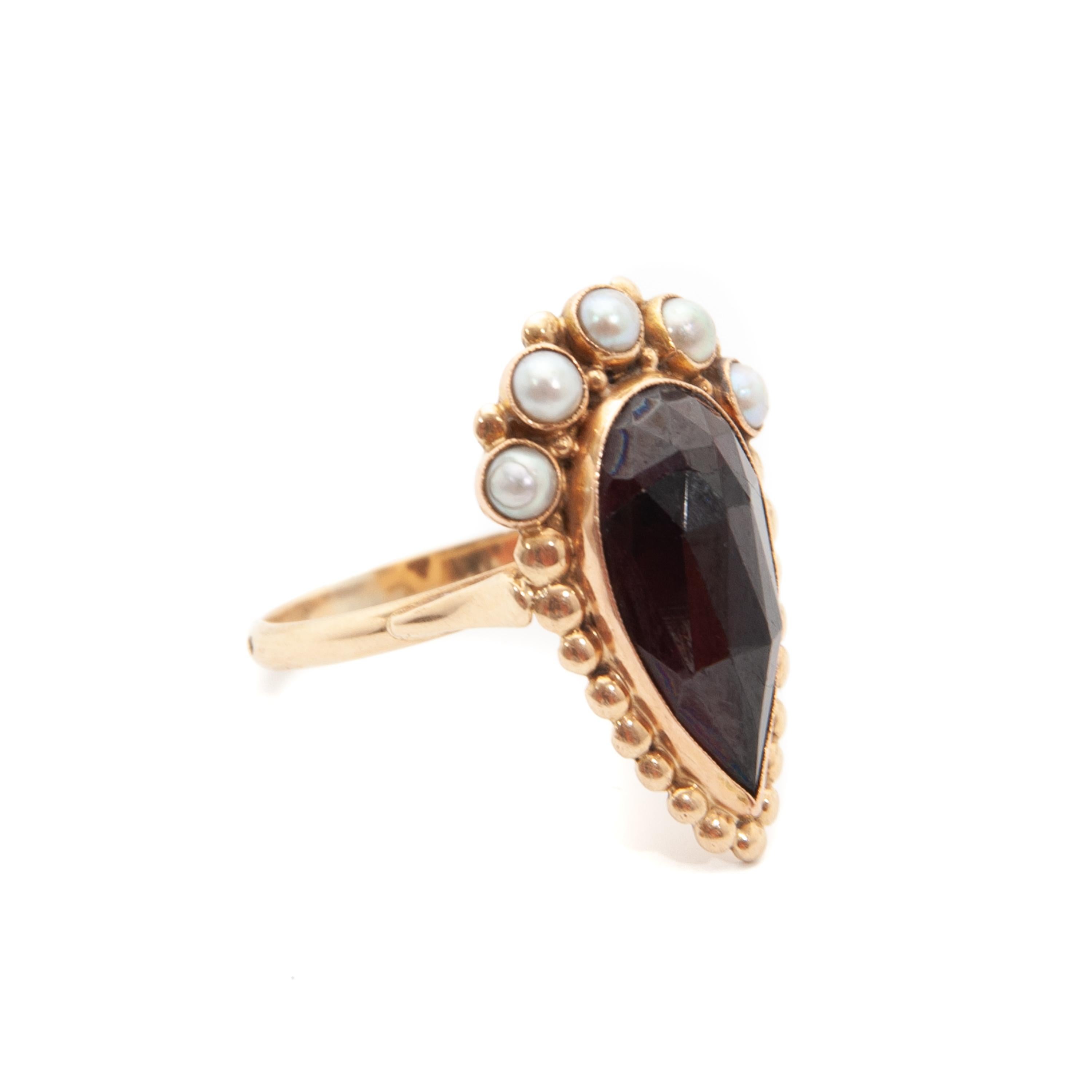 garnet and pearl ring