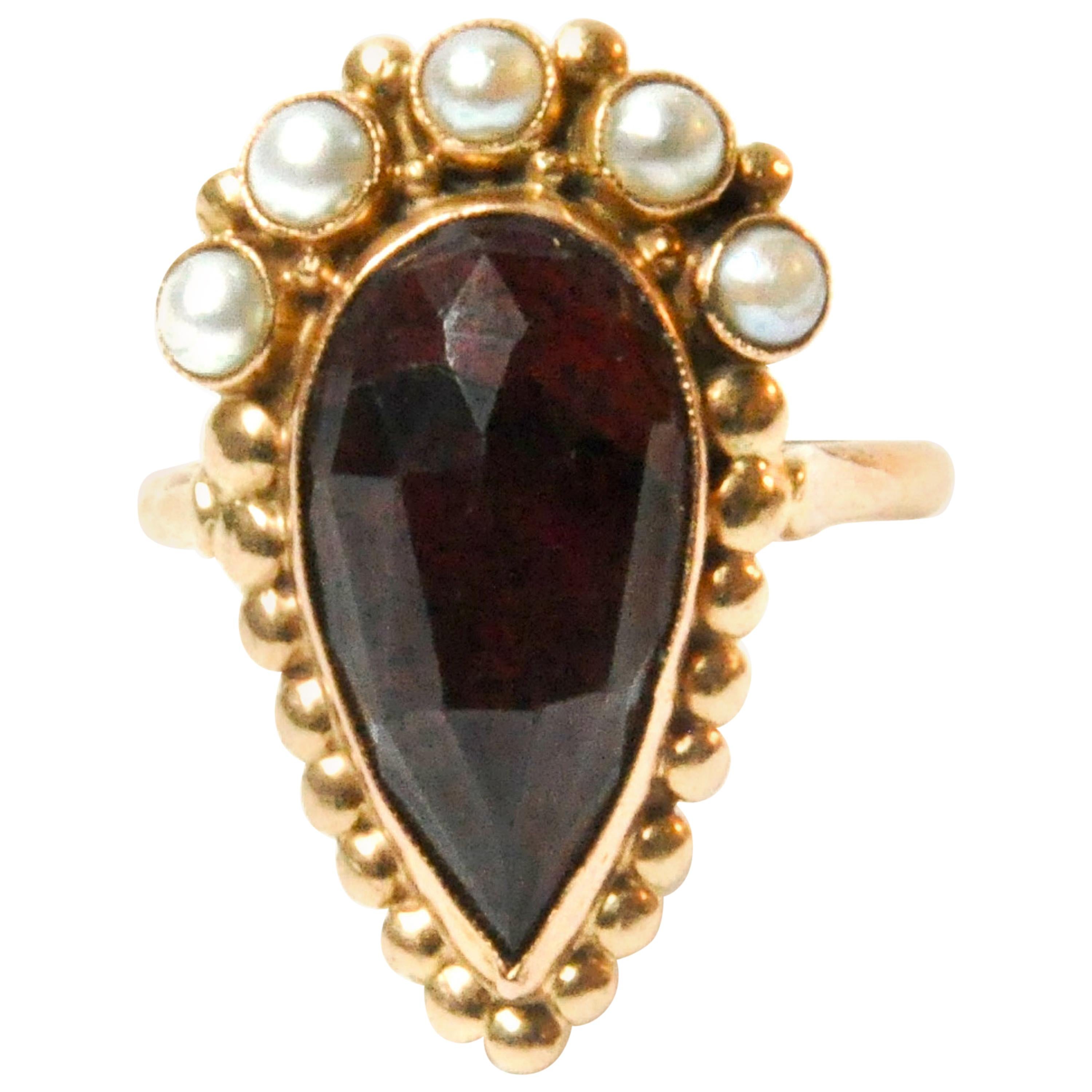 Dutch 14 Karat Yellow Gold Garnet Pearl Ring