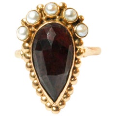 Retro Dutch 14 Karat Yellow Gold Garnet Pearl Ring