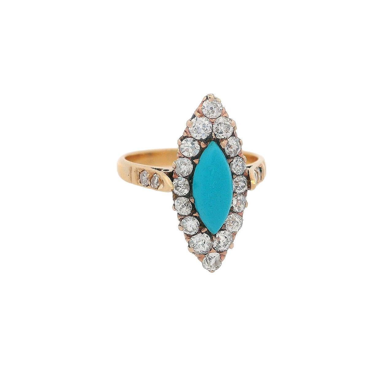 Anillo Navette Victoriano de 1910 en Oro amarillo de 18 quilates con Turquesa y Diamantes Cabujón en venta