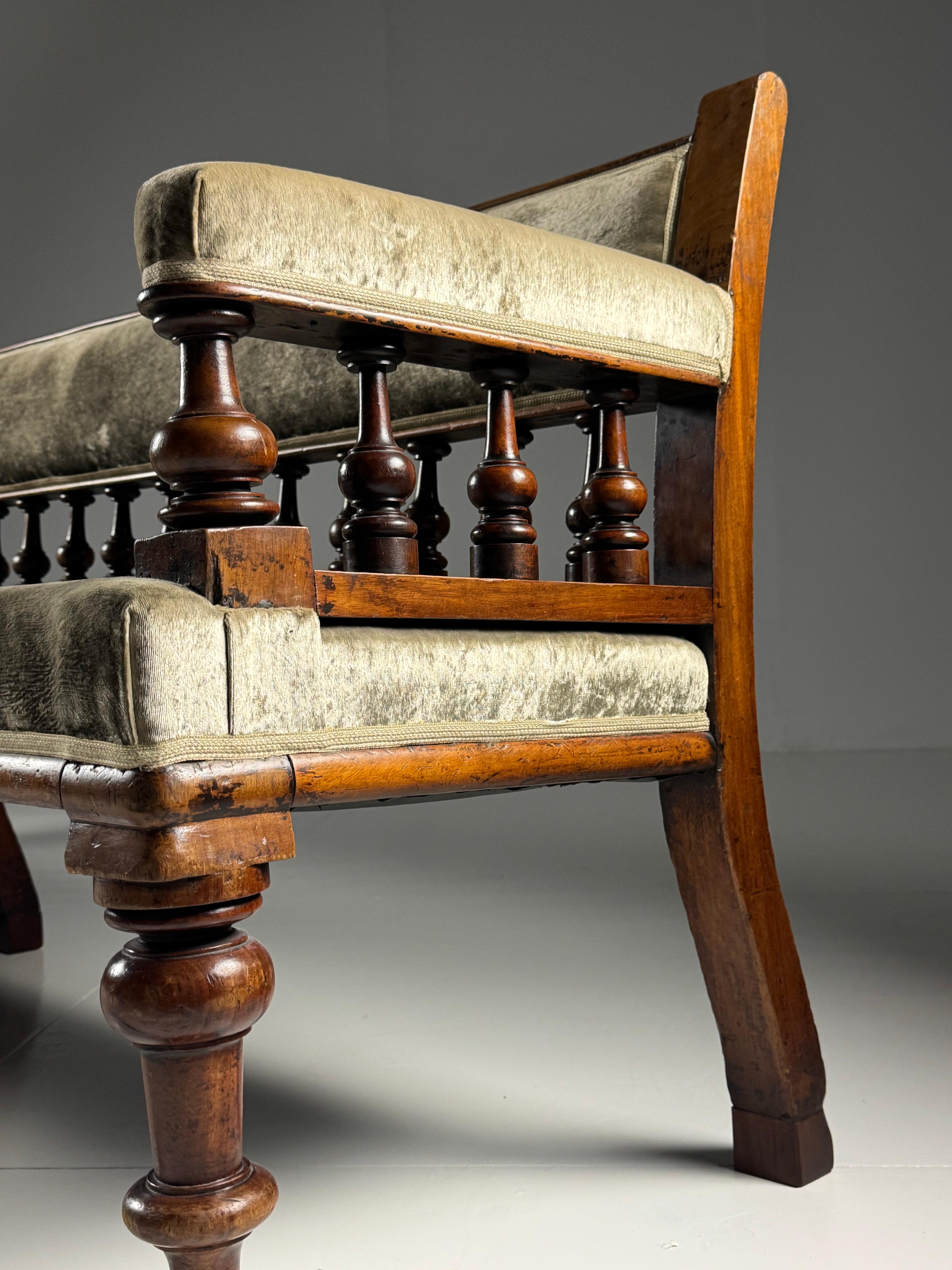 19th Century Victorian 19th century Bench 273cm For Sale
