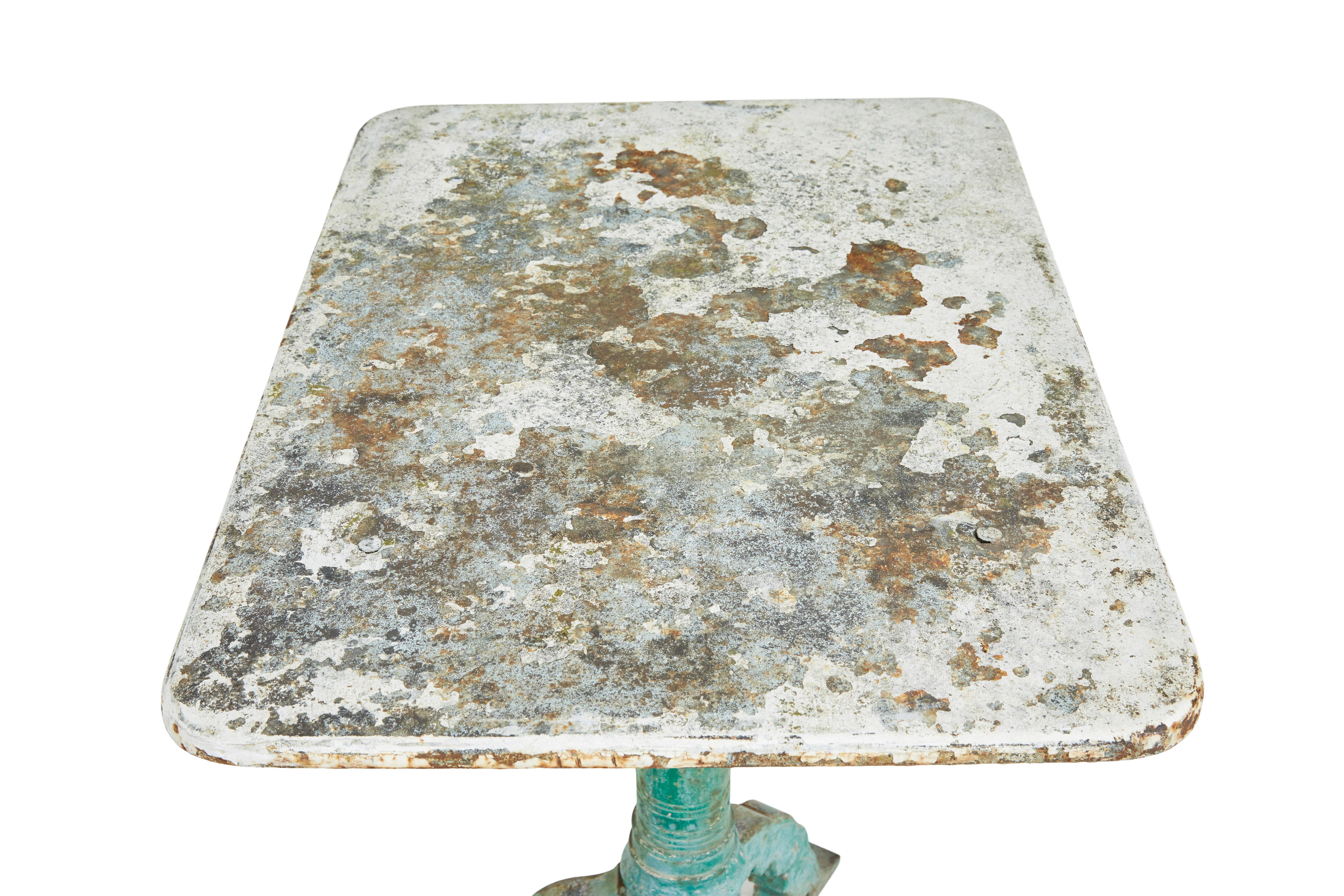 High Victorian Victorian 19th century cast iron garden table For Sale