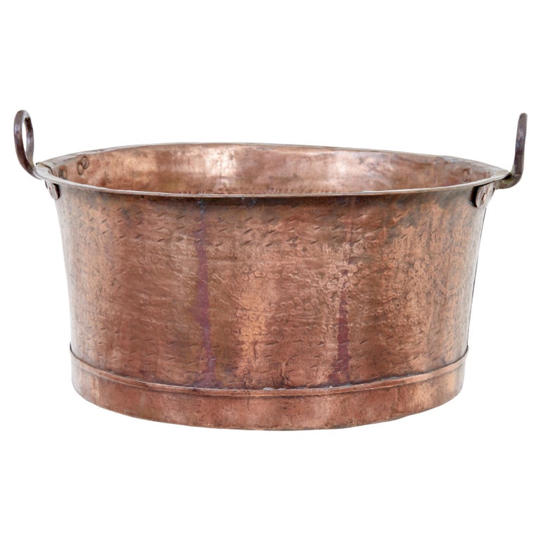 Victorian 19th Century Large Copper Cooking Pot For Sale at 1stDibs