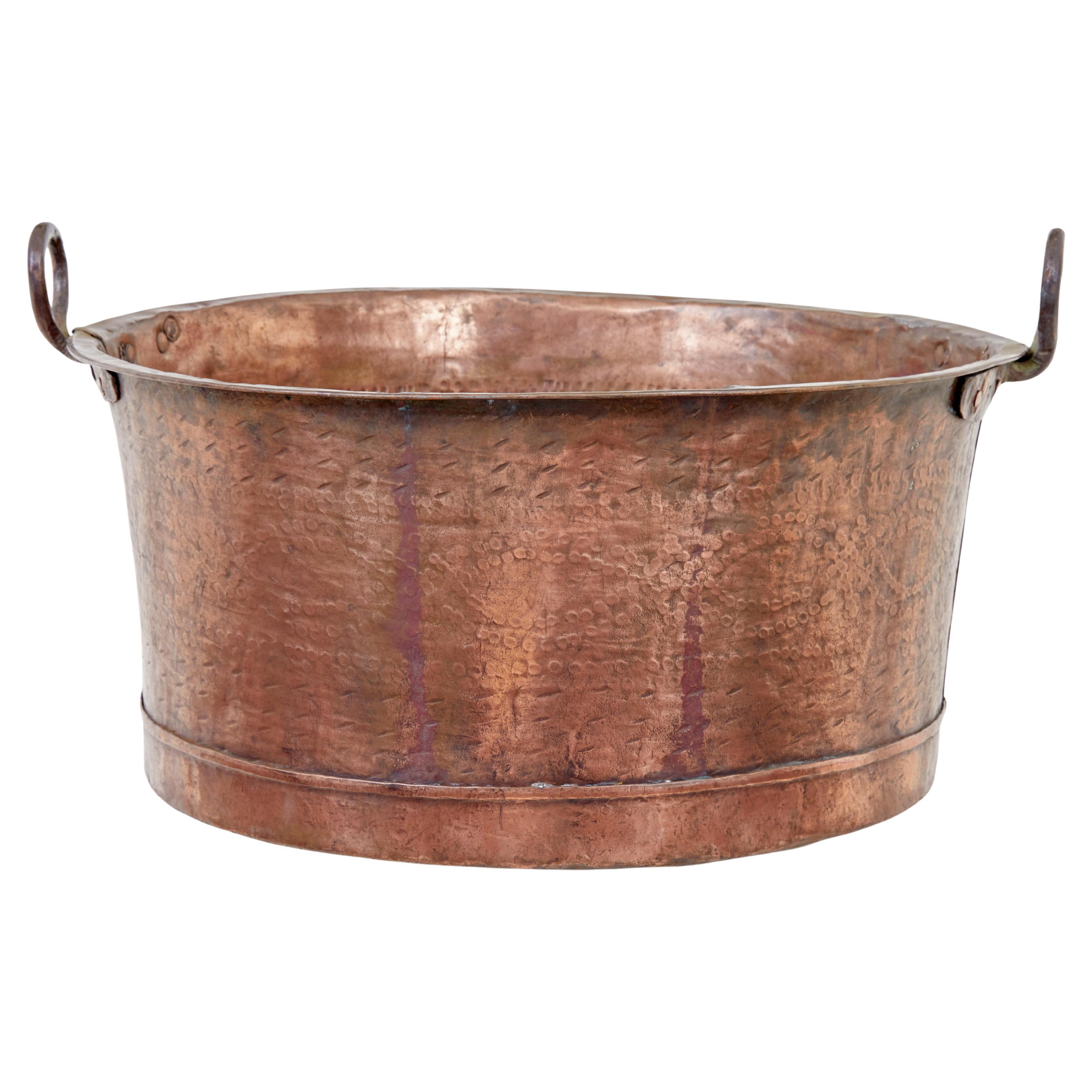 Victorian 19th century large copper cooking pot For Sale