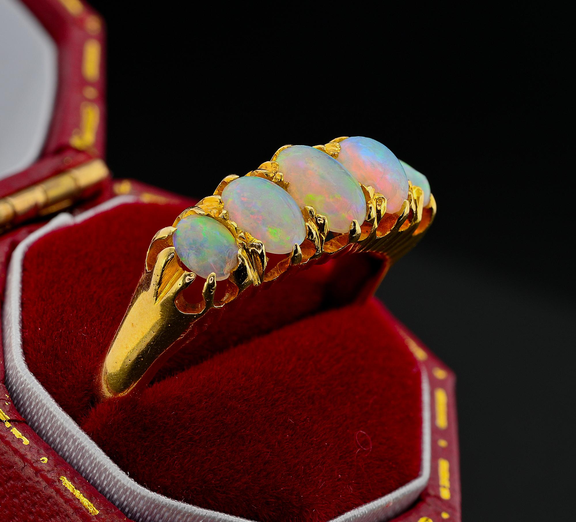 Victorian 2.0 Ct Opal Five Stone 18 Kt Ring In Good Condition For Sale In Napoli, IT