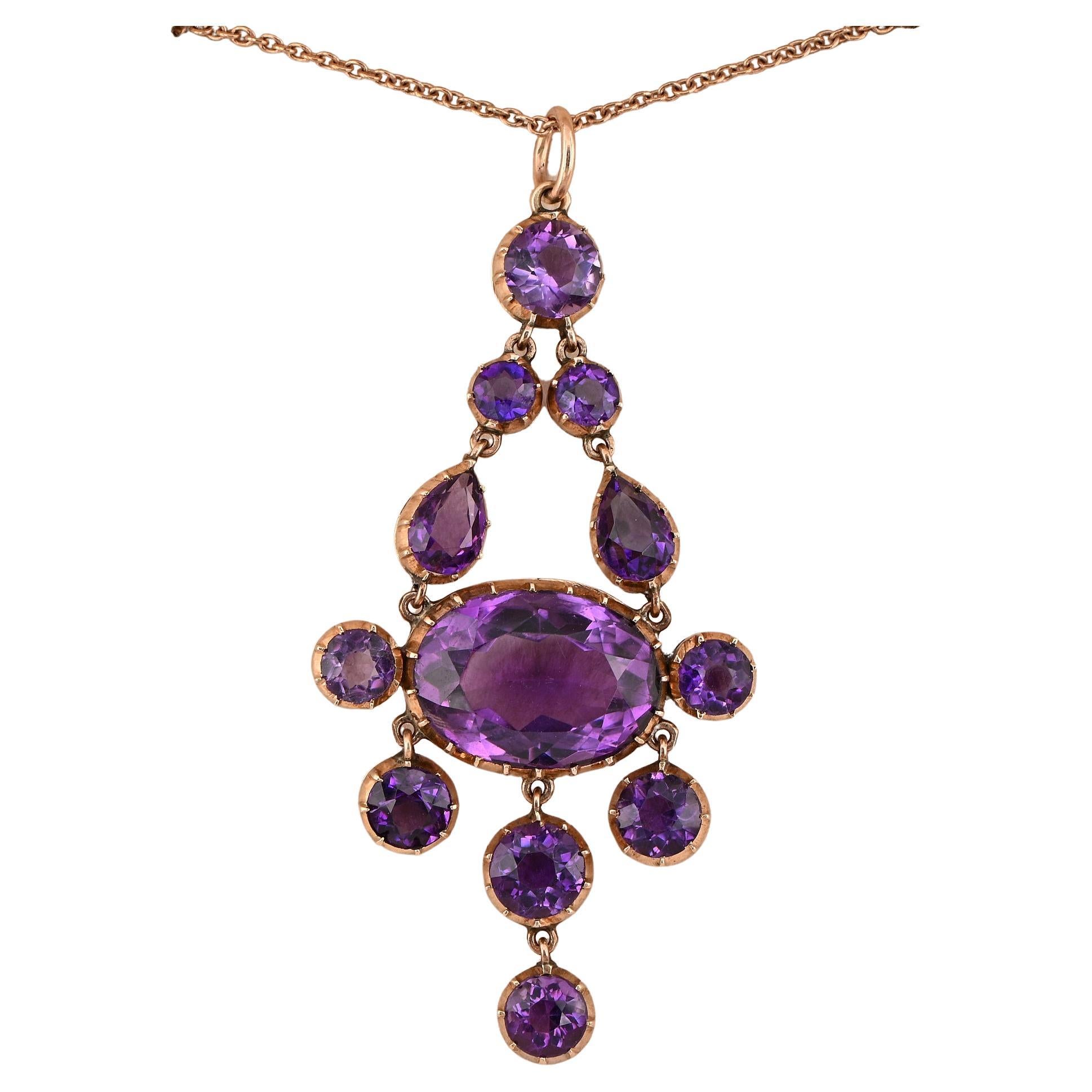 Victorian 20.00 Ct Natural Amethyst 9 Kt Gold Pendant For Sale