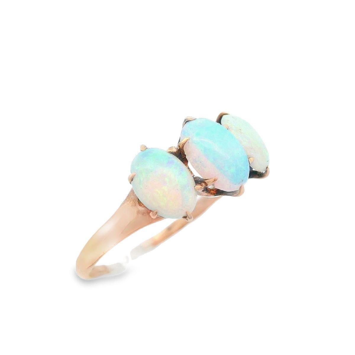 Victorian 20k Yellow Gold 3 Stone Opal Ring Ca 1890 For Sale 2