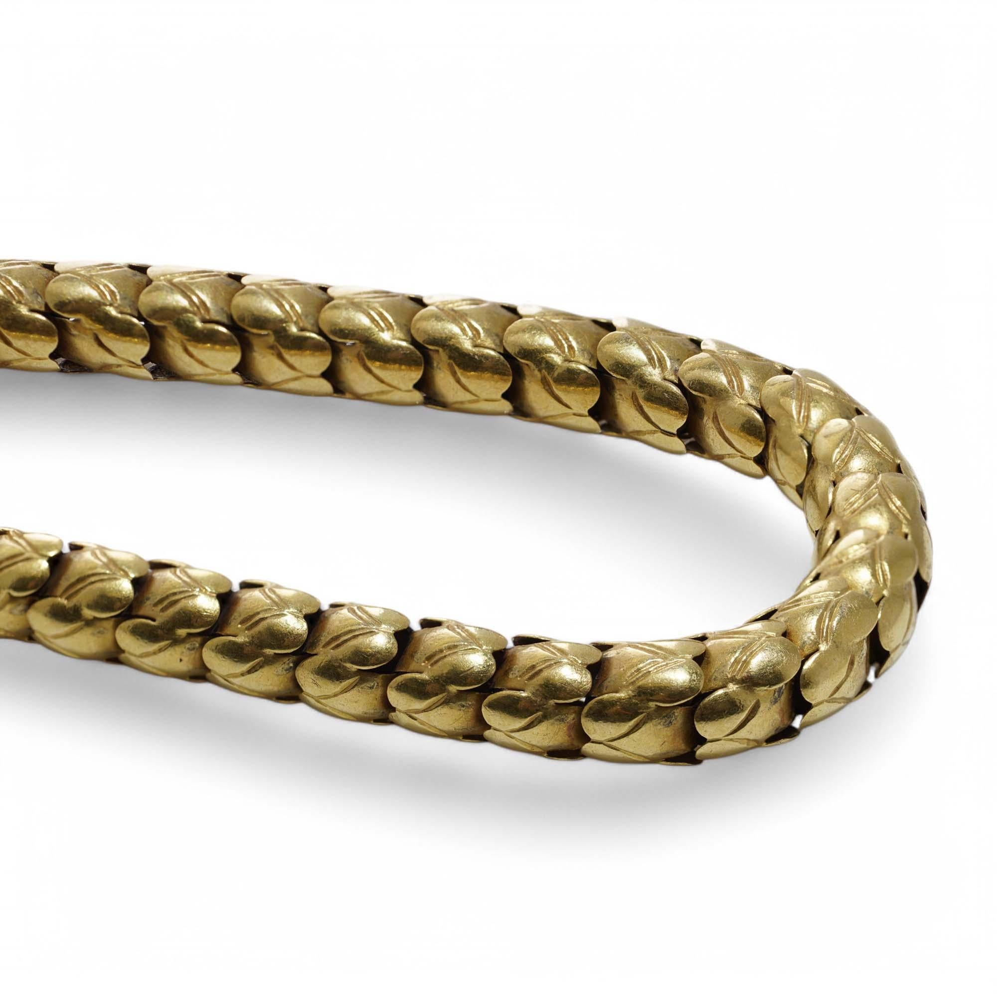 Collana vittoriana in oro 20kt con granato e smeraldo a forma di serpente in vendita 2