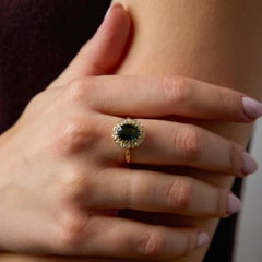 Victorian 2.10 carat green sapphire diamond 18k yellow gold cluster ring