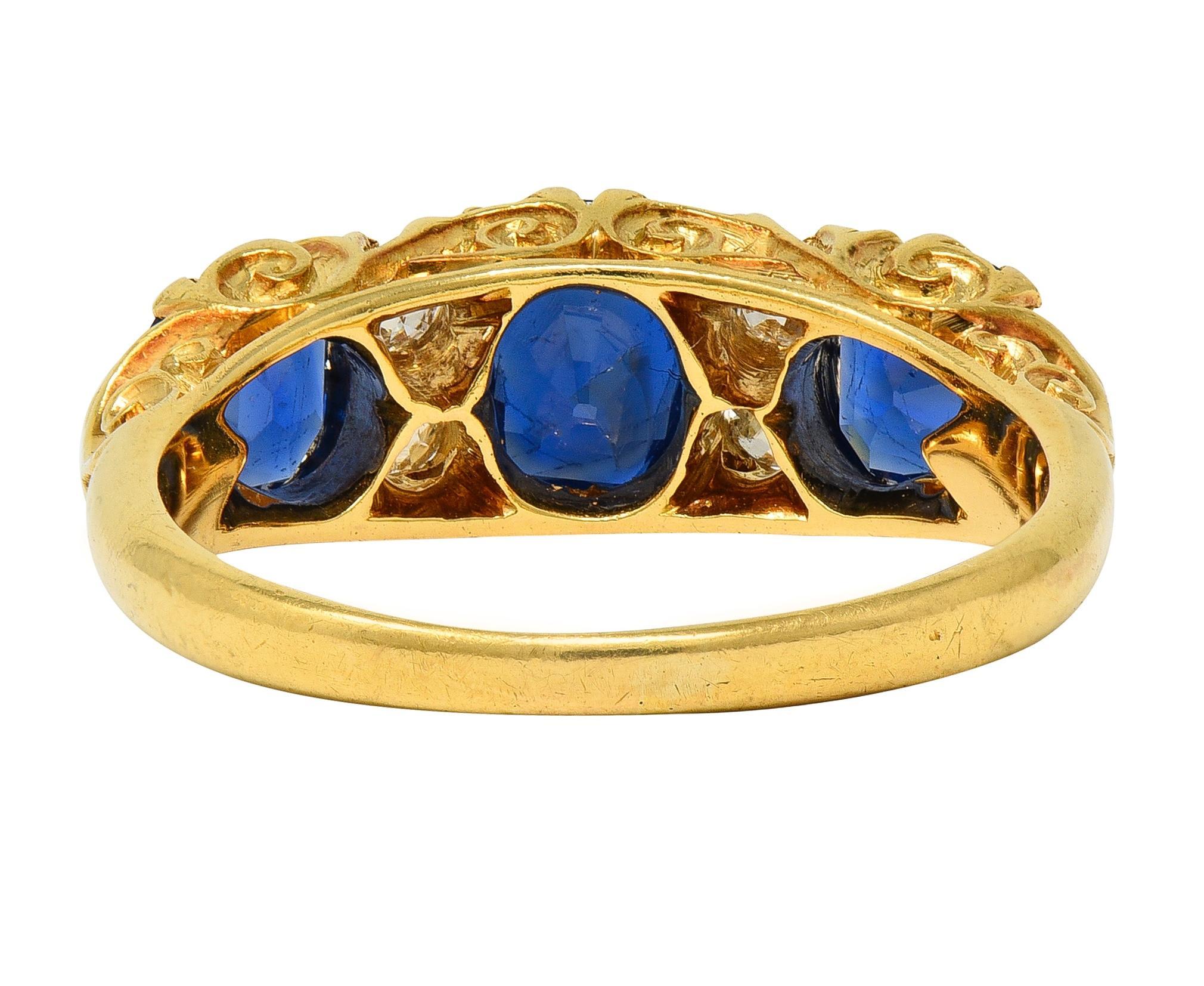 Bague Victorienne 2.14 CTW Saphir Diamant Or Jaune 18K Antique Scrolling Band Pour femmes en vente
