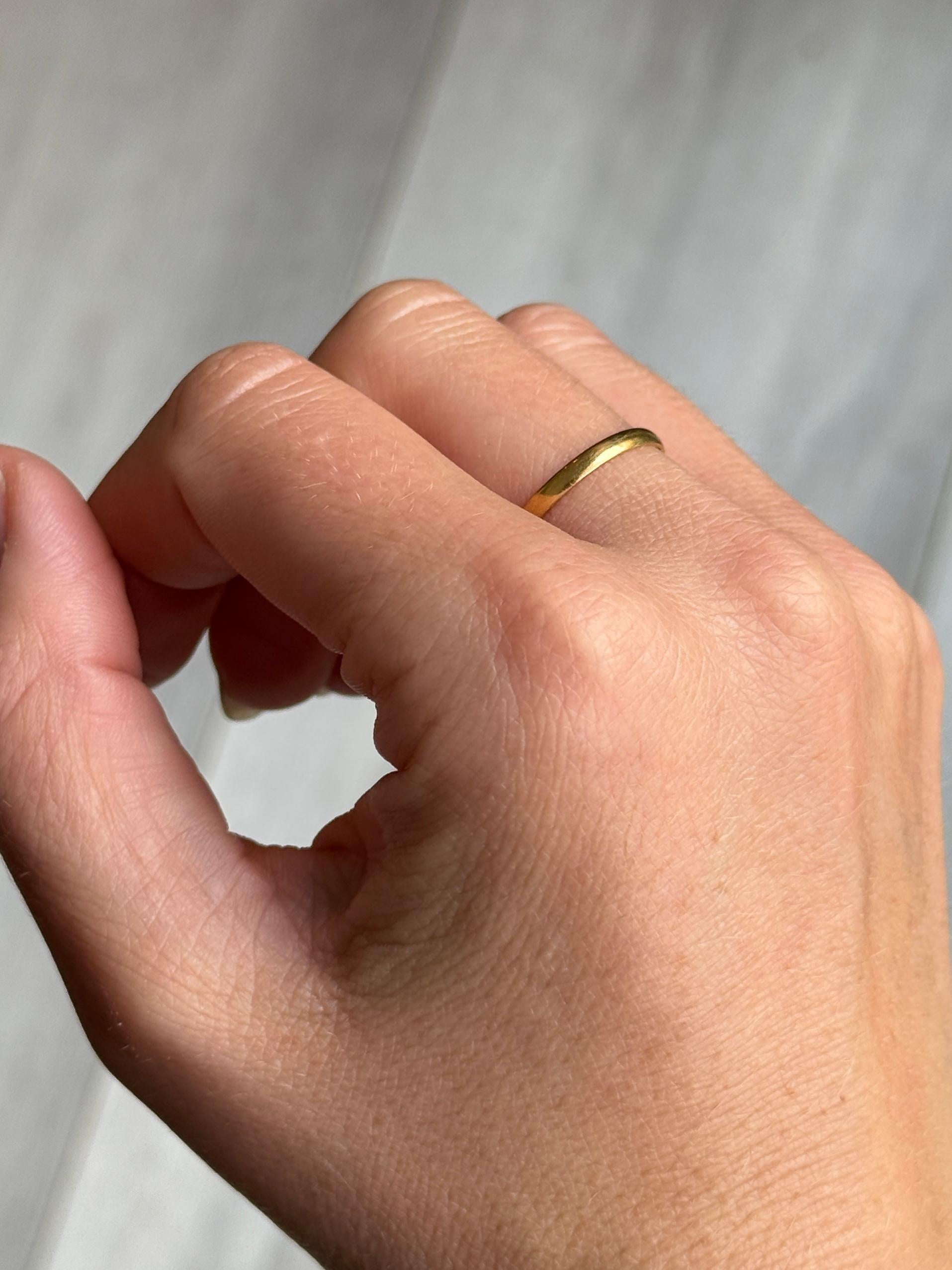 Victorian 22 Carat Gold Band In Good Condition For Sale In Chipping Campden, GB