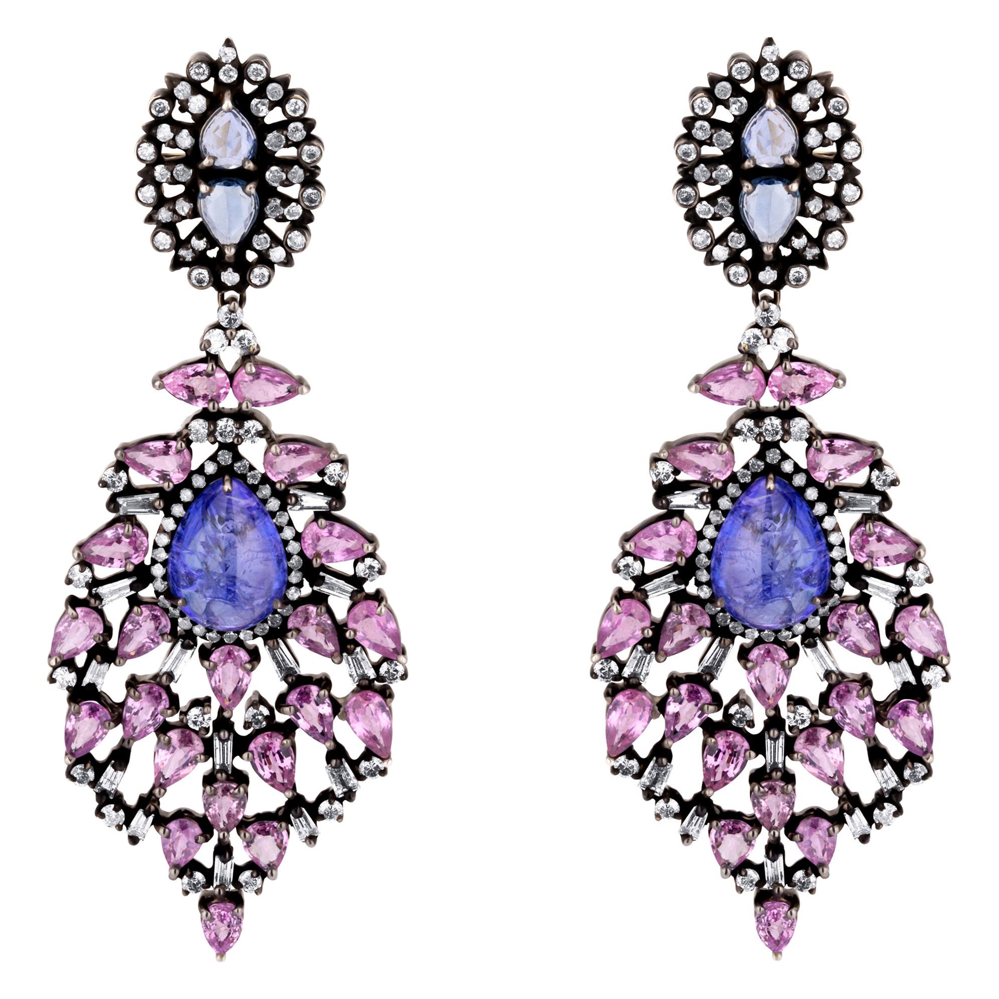 Victorien 22.1 carats Pendants d'oreilles T.W. en saphir rose, saphir bleu et diamant 