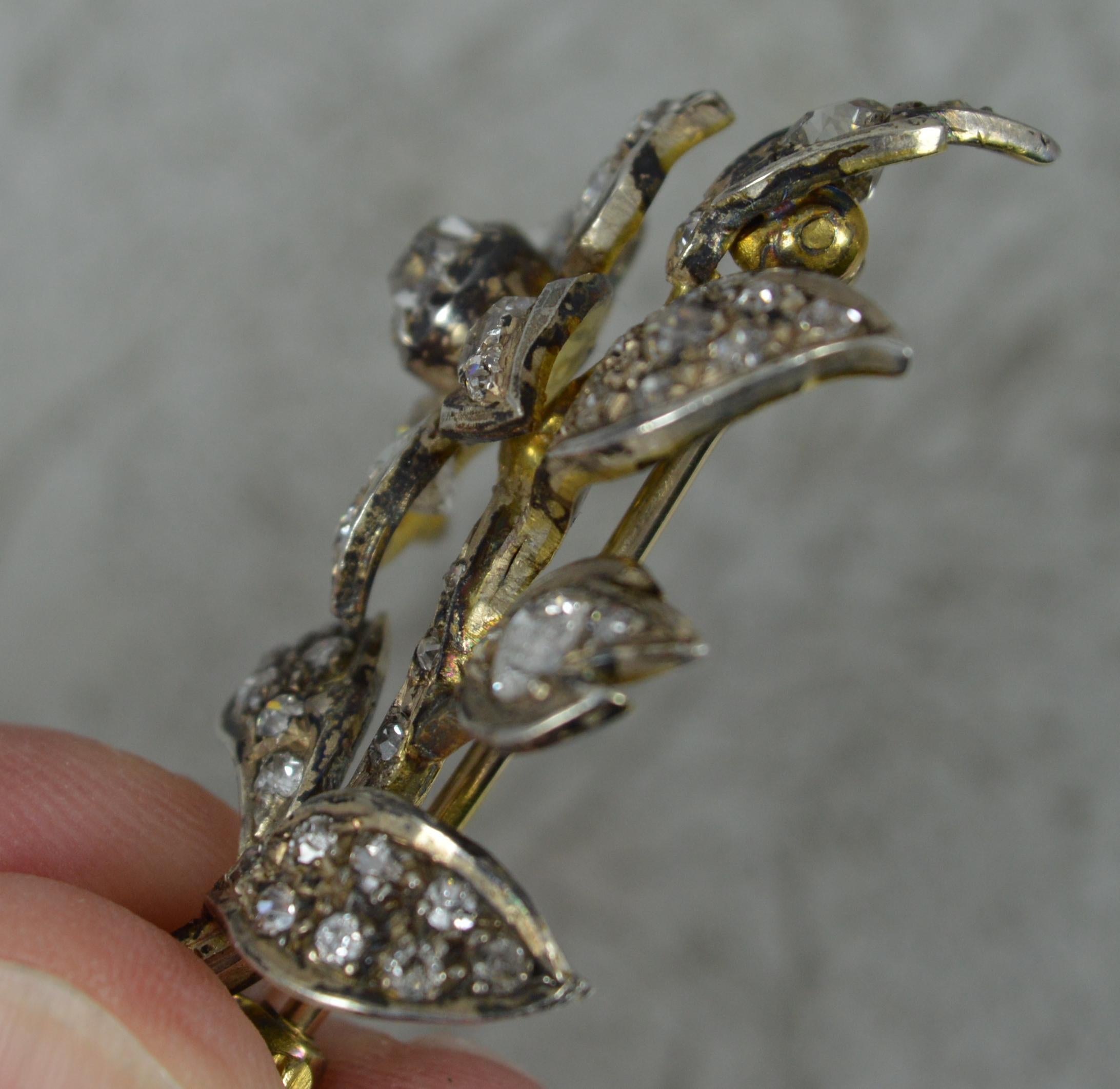 Women's Victorian 2.25 Carat Old Cut Diamond 15ct Gold Flower Brooch