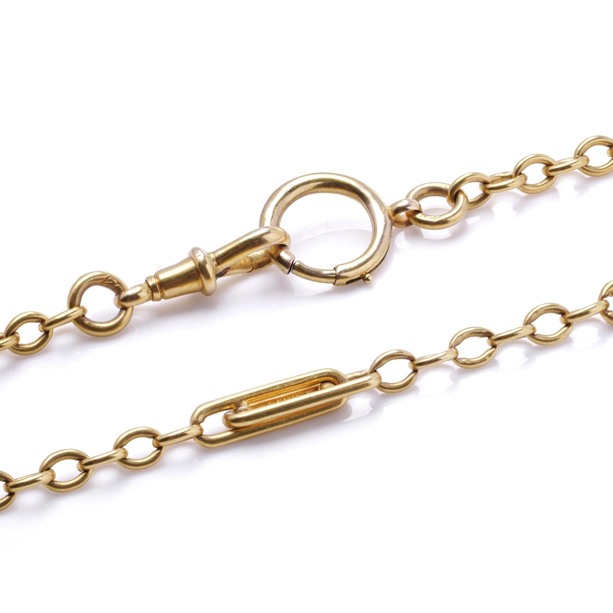 Victorian 22kt Yellow Gold Albert Chain Necklace (Hallmarked)

A fine Victorian-era Albert chain necklace crafted in rich 22 karat yellow gold, distinguished by its alternating elongated bar and trace links. Fitted with a classic dog clip and bolt