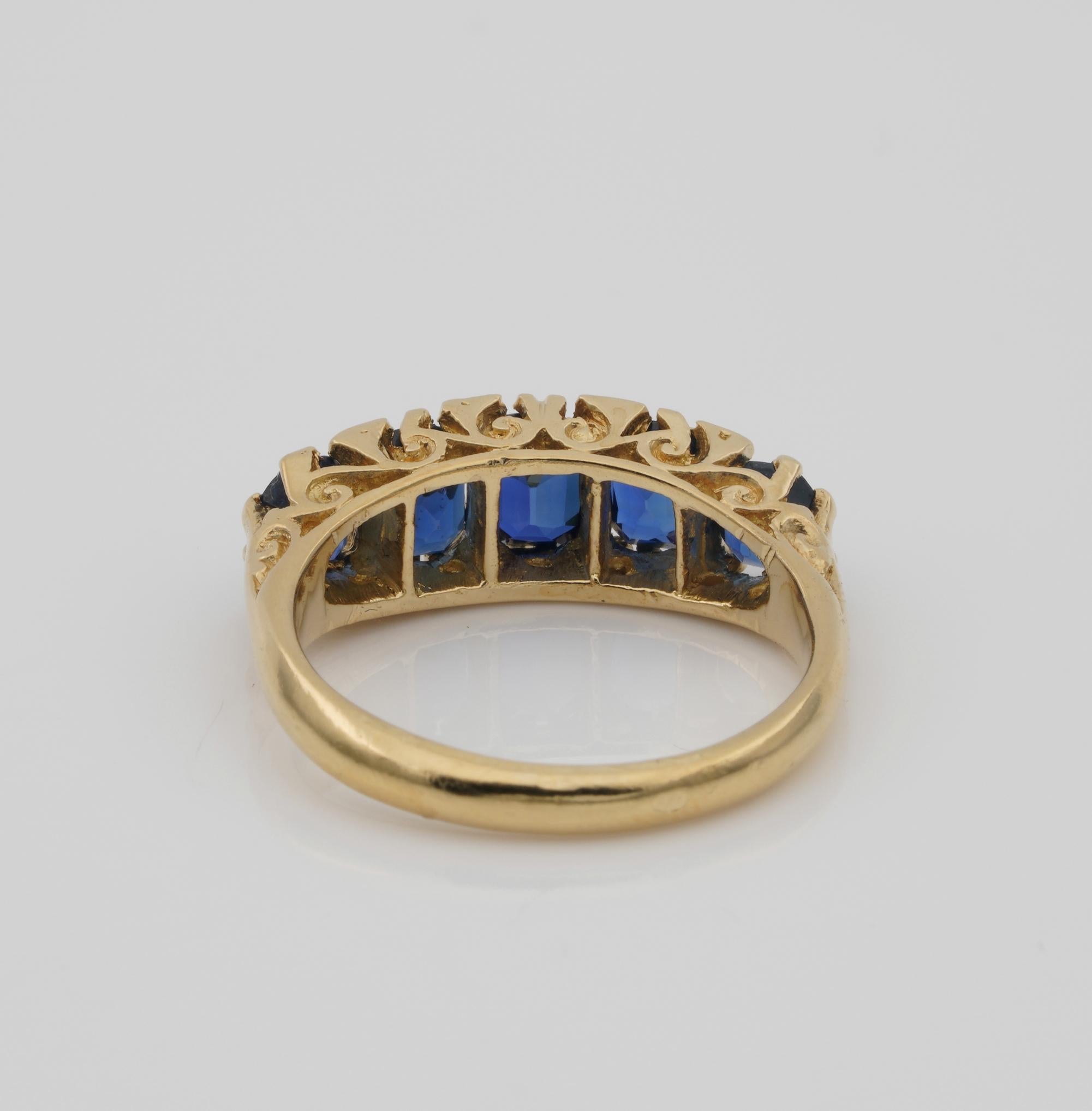 Victorian 2.30 Ct Natural Sapphire Five stone ring For Sale 2