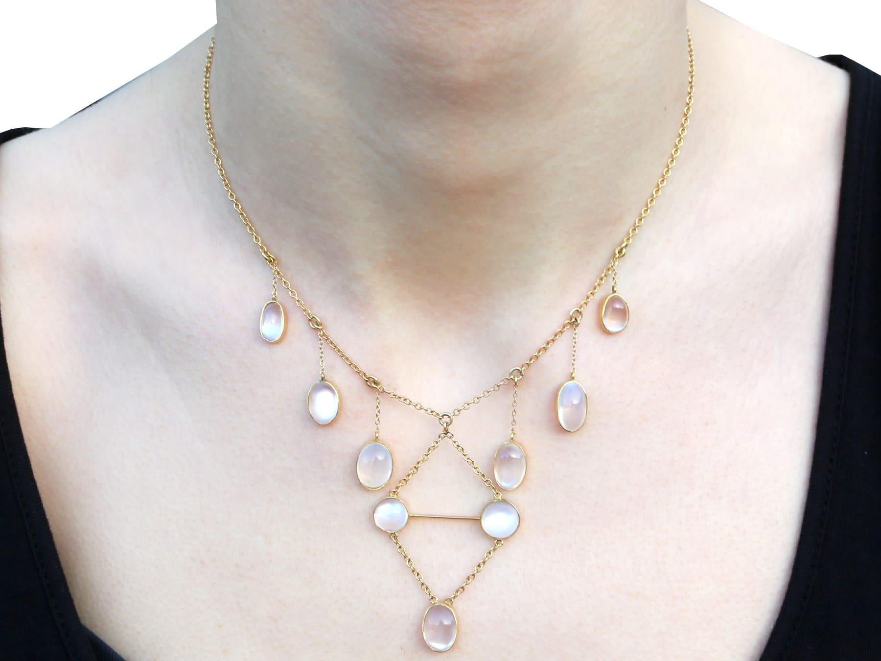 Viktorianische Halskette aus Gelbgold mit 23,40 Karat Mondstein und Gelbgold im Angebot 4