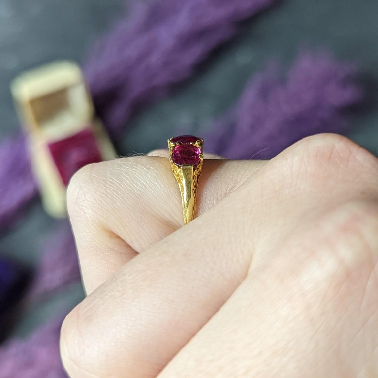Victorian 2.50 Carats Ruby 18 Karat Yellow Gold Filigree Ring at 1stDibs