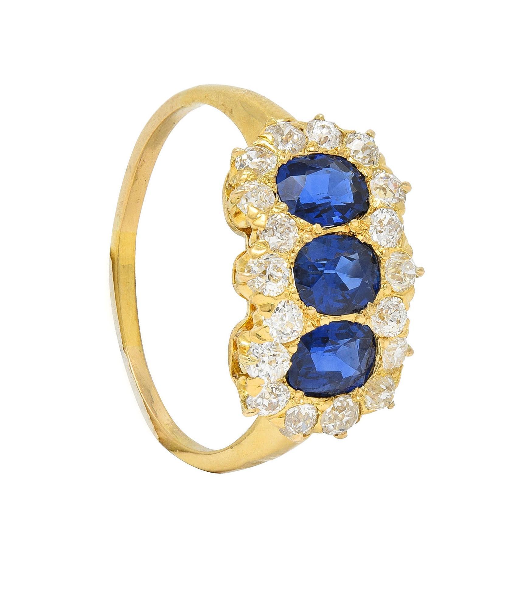 Victorian 2.58 CTW Sapphire Diamond 18K Yellow Gold Antique Cluster Band Ring For Sale 4