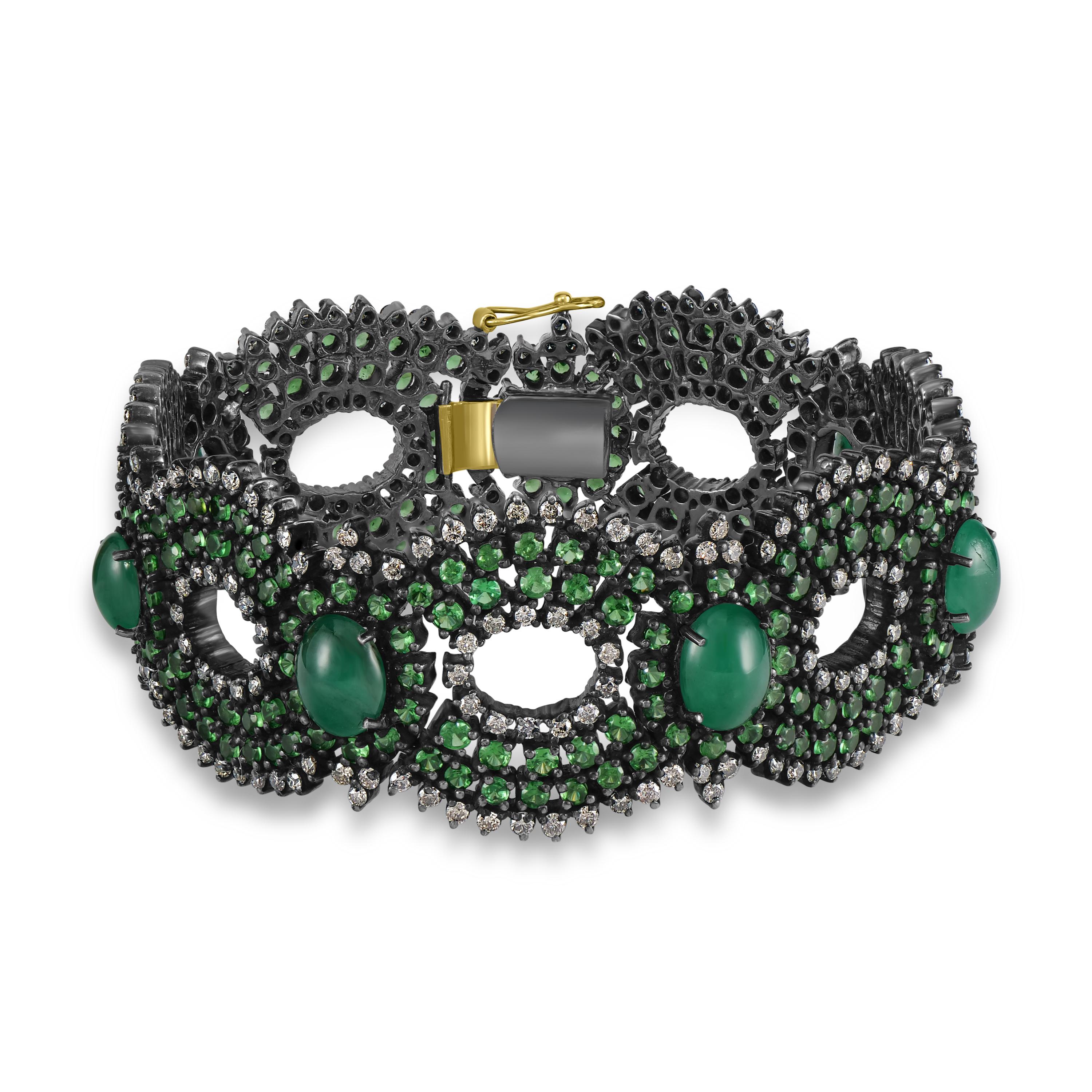 Victorian 26 Cttw. Emerald, Tsavorite and Diamond Openwork Link Bracelet  In New Condition For Sale In New York, NY