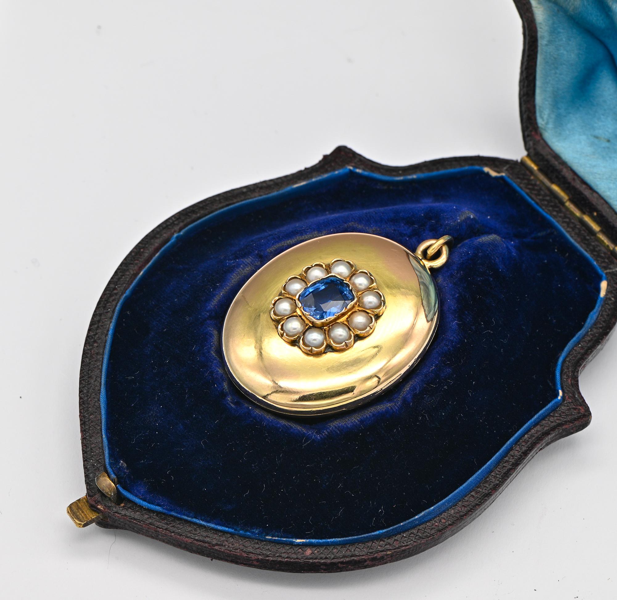 Women's or Men's Victorian 2.60 CT Ceylon Natural Sapphire Pearl Russian Locket For Sale