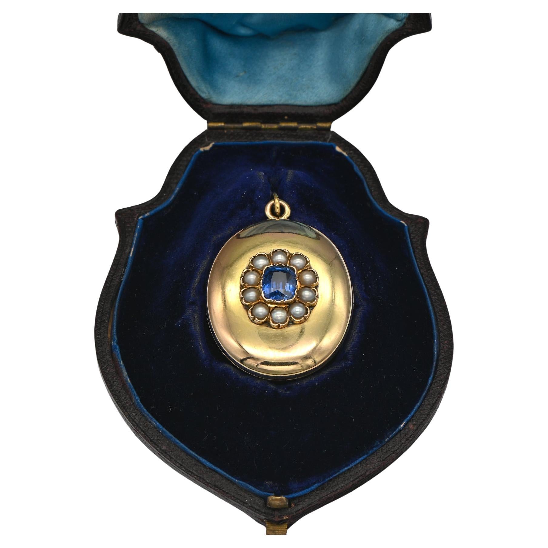 Médaillon russe victorien en perles de saphir naturel de Ceylan de 2,60 carats