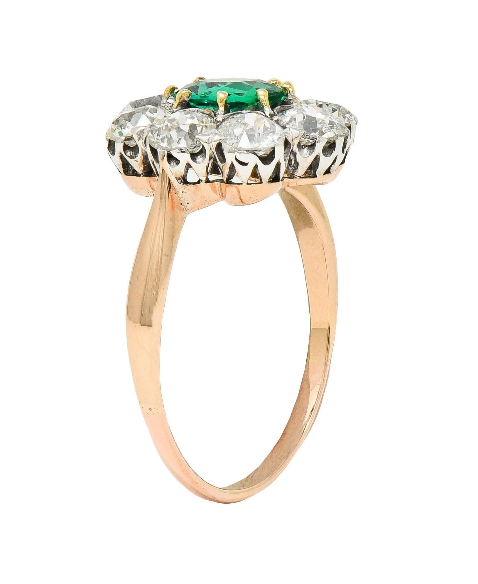 Viktorianischer 2,69 CTW No Oil Kolumbianischer Smaragd Diamant 14K Gold Antiker Ring im Angebot 3