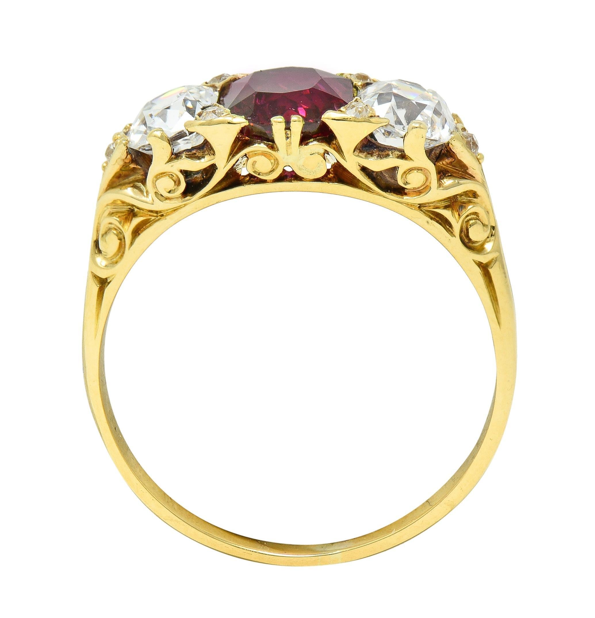 Victorian 2.70 CTW No Heat Burma Ruby Diamond 18 Karat Yellow Gold Ring AGL For Sale 3