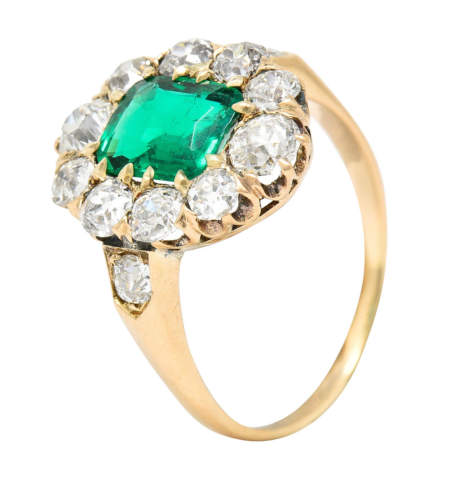 Victorian 2.71 Carat Colombian Cushion Cut Emerald Diamond 14 Karat Gold Ring For Sale 2