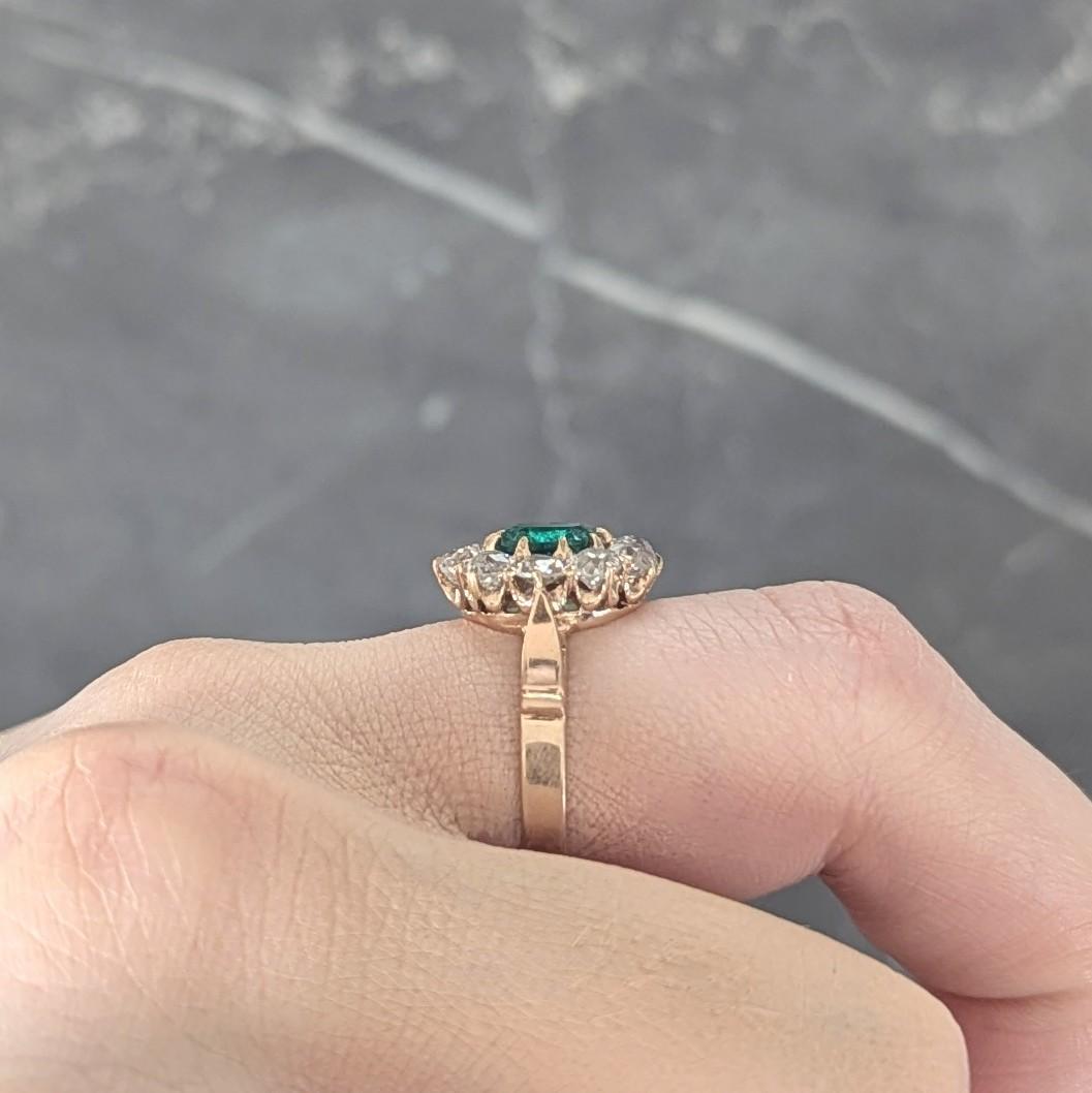 Victorian 2.79 CTW Colombian Emerald Diamond 14 Karat Yellow Gold Antique Ring 4