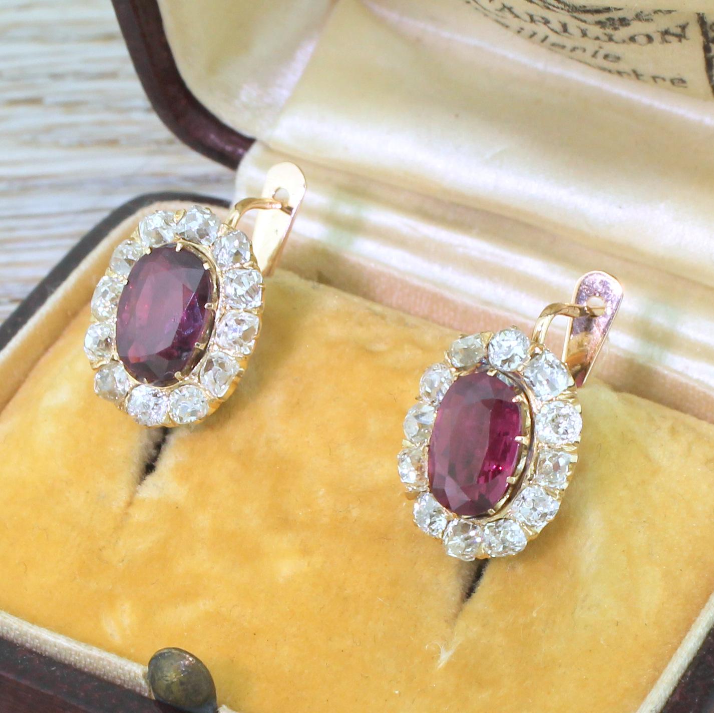 Victorian 2.91 Carat Ruby & 2.18 Carat Old Cut Diamond 18k Gold Cluster Earrings For Sale 3