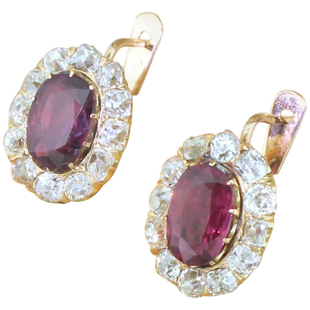 Victorian 2.91 Carat Ruby & 2.18 Carat Old Cut Diamond 18k Gold Cluster Earrings For Sale