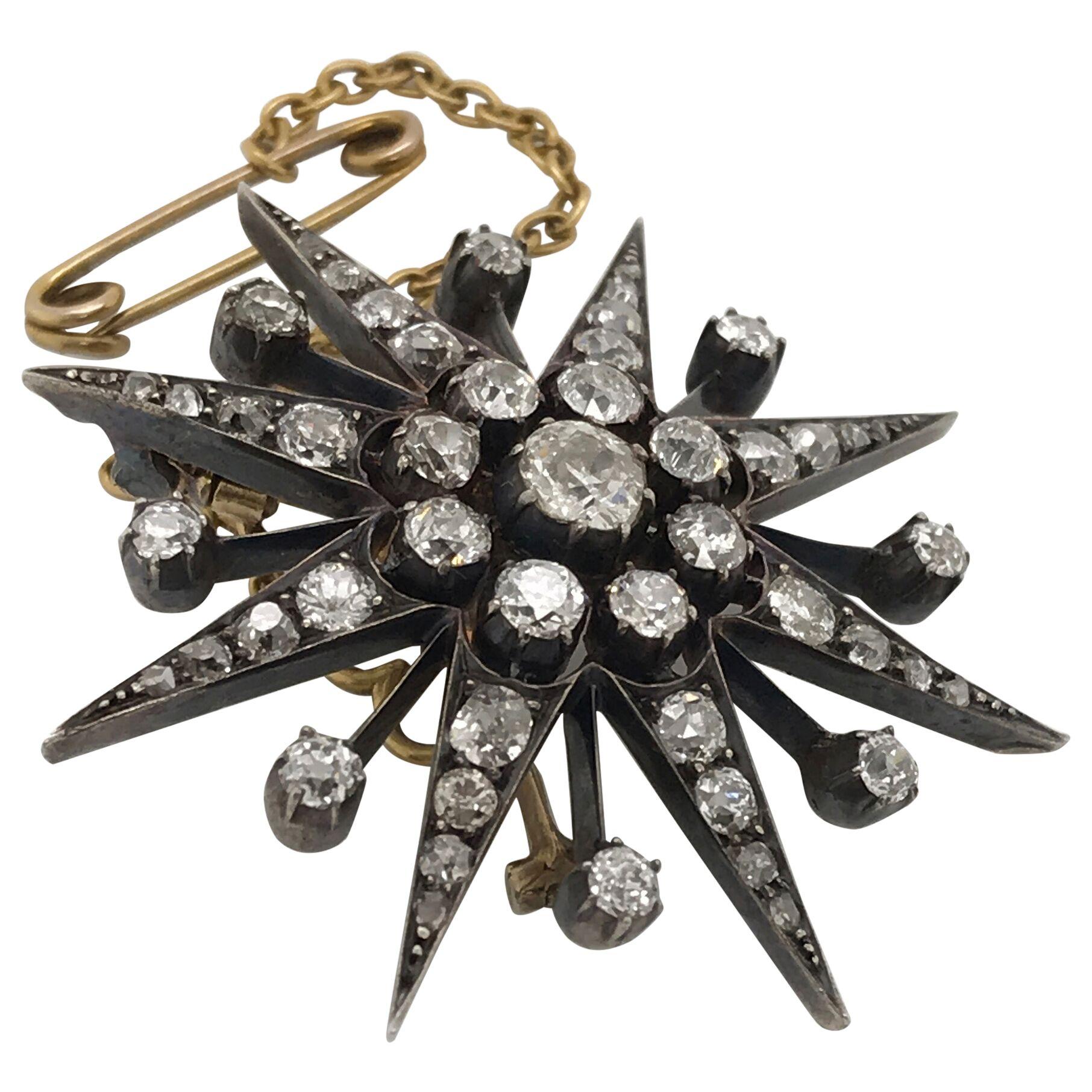 Round Cut Victorian 2.97 Carat Old European Cut Diamond Eight Point Star Brooch Pendant For Sale