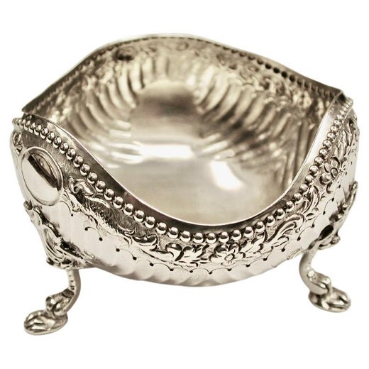 Victorian 3 Sided Embossed Silver Sweet Dish, Made by D & J Welby,London 1886