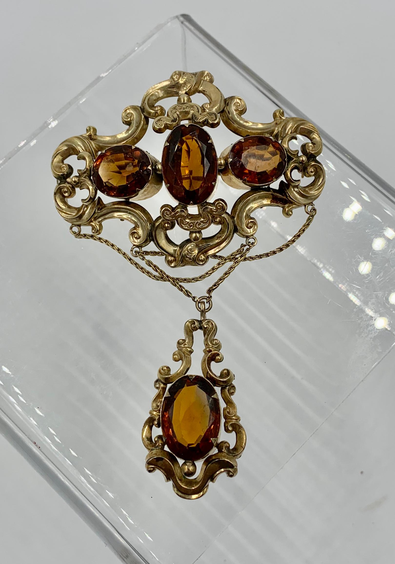 Victorian 30 Carat Citrine Swag Pendant Brooch Gold Monumental For Sale 1
