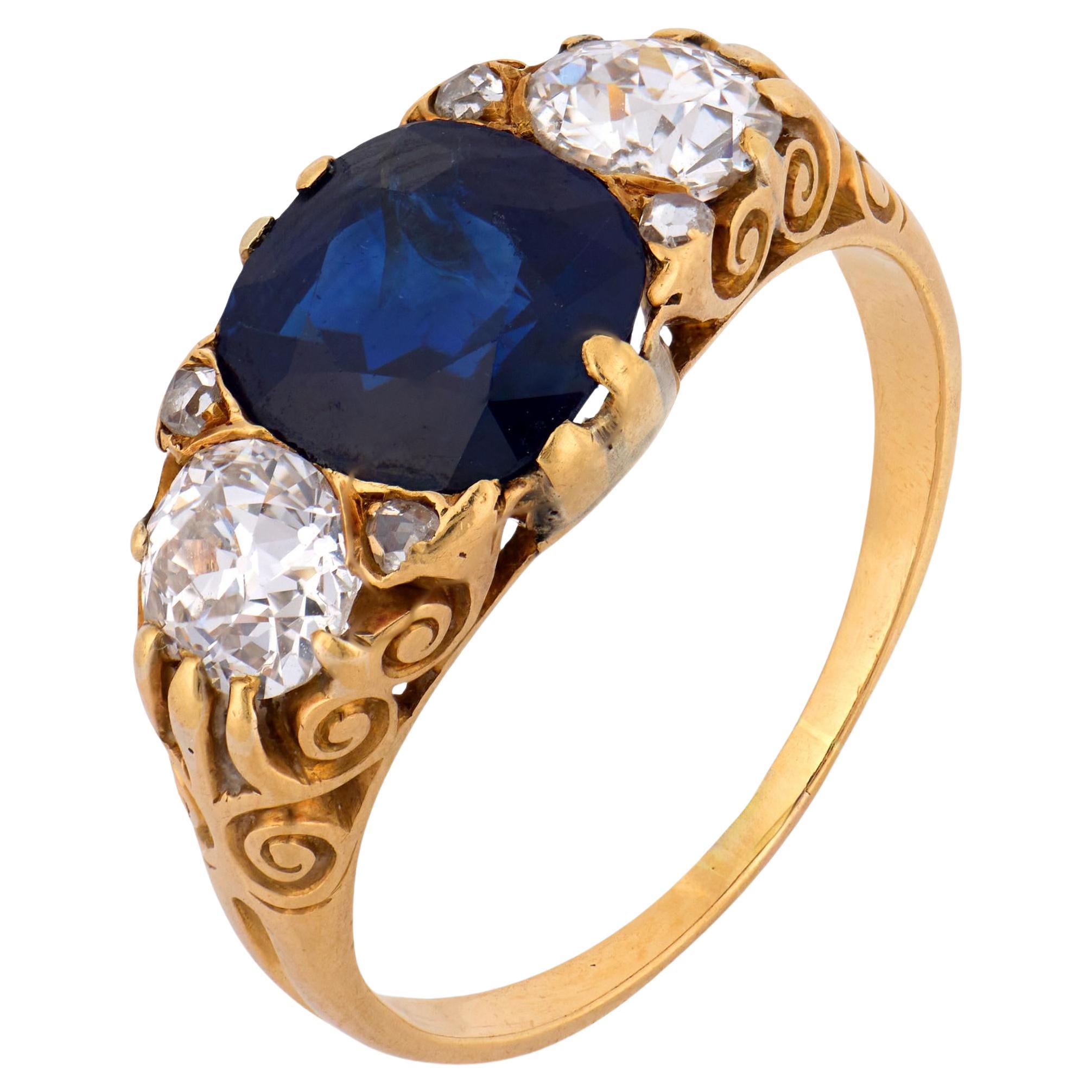 Victorian 3.00 carats sapphire diamond 18k yellow gold three stone ring