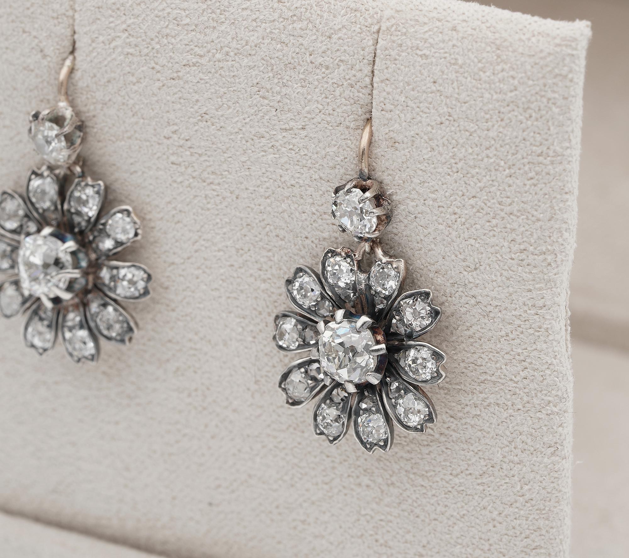 Women's Victorian 3.00 Carat Old mine Diamond Prettiest Flower Drop Earrings