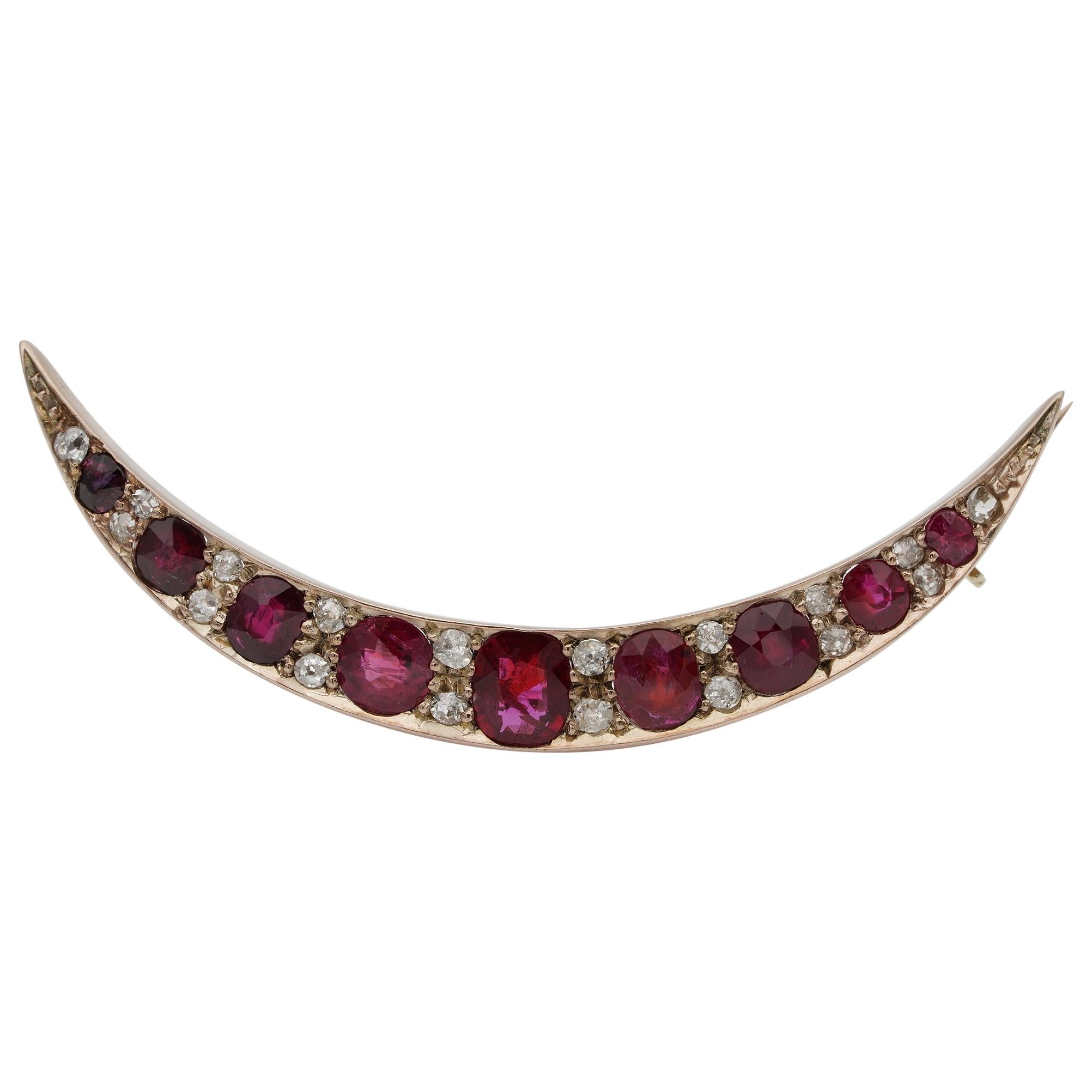 Victorian 3.00 Ct Untreated Ruby .80 Carat Old Mine Diamond Crescent Moon brooch For Sale