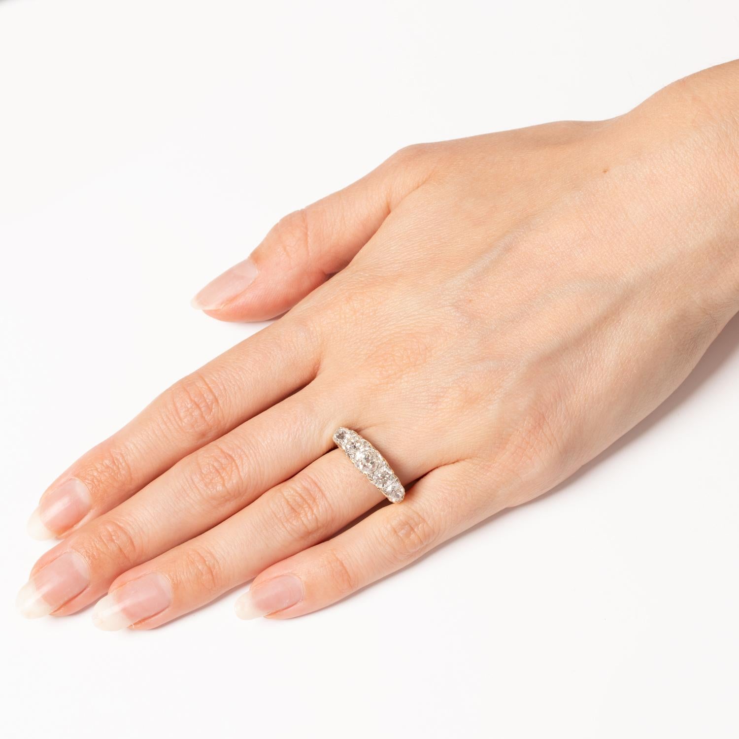 Women's Victorian 3.10ct Diamond Five Stone Ring, c.1880s For Sale