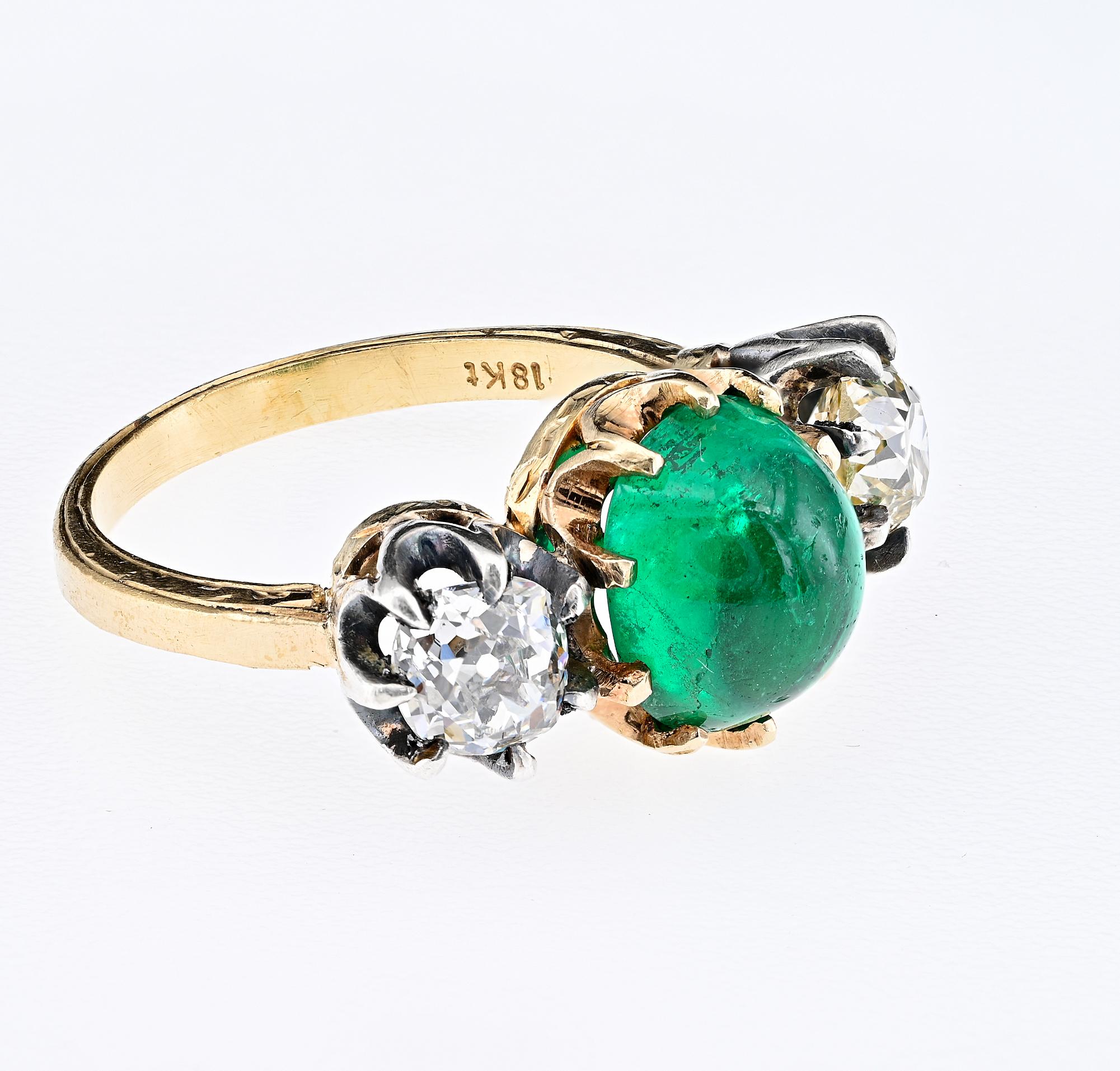 Cabochon Victorian 3.20 Ct Colombian Emerald 1.45 Ct Diamond Trinity 18 KT Ring For Sale