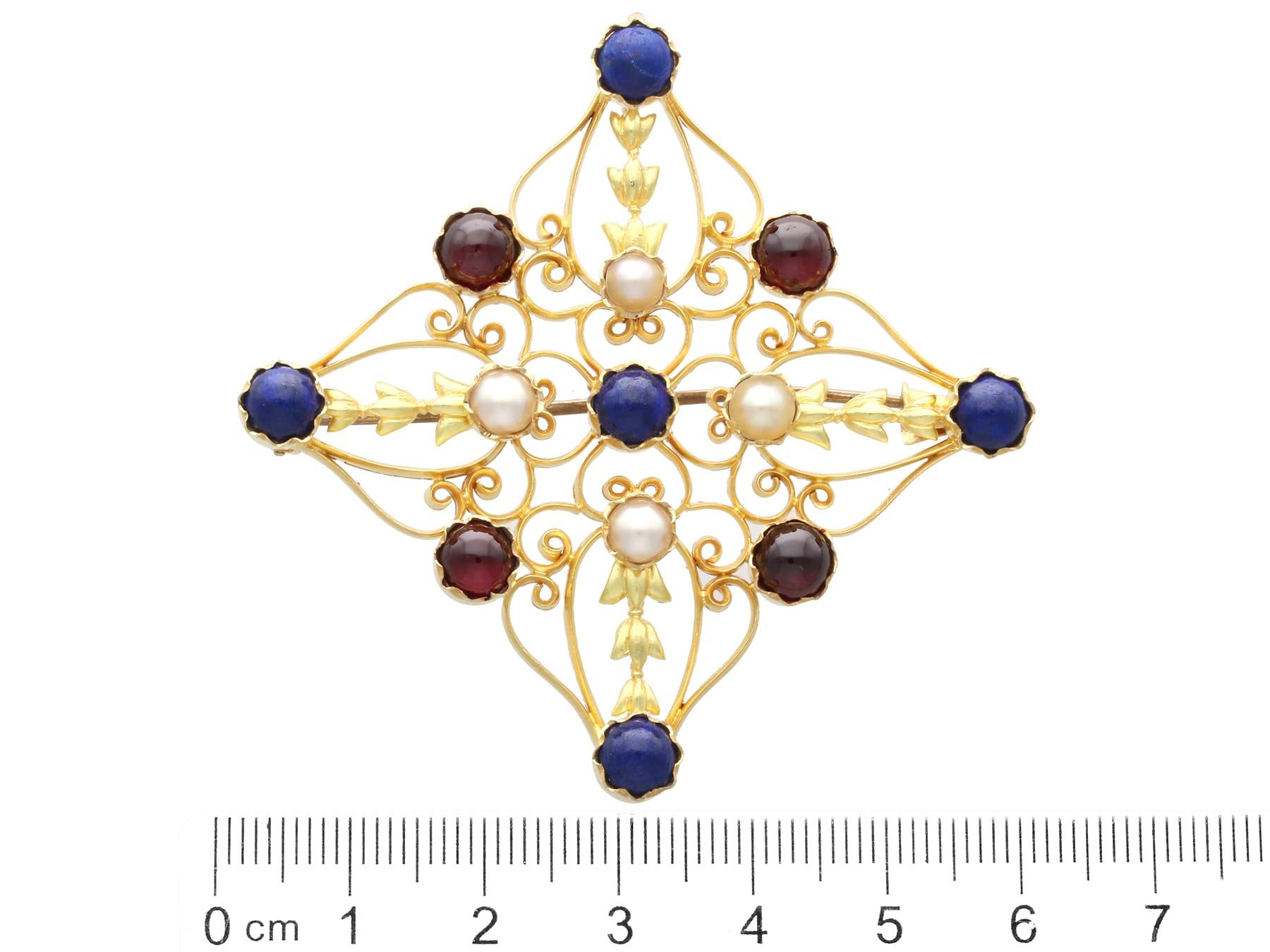Ciondolo vittoriano in oro giallo 18k con granato da 3,40 carati e perla di sodalite da 4,00 carati in vendita 7