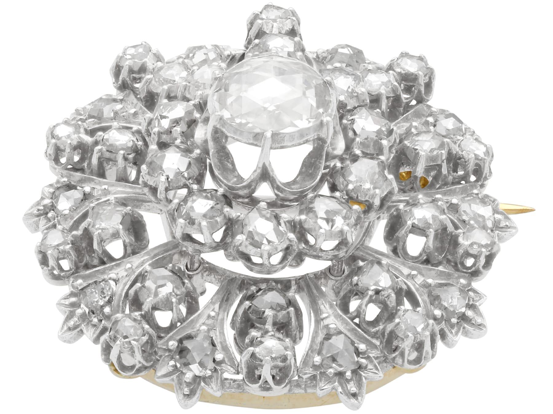 Women's Victorian 3.48 Carat Diamond and Yellow Gold Brooch For Sale