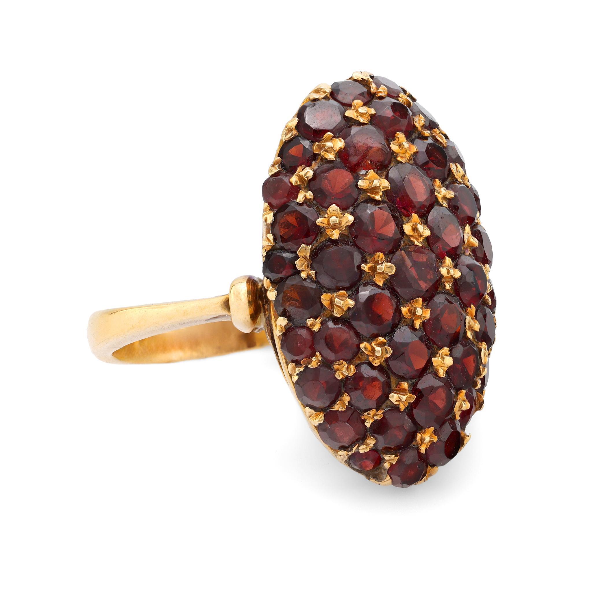 Brilliant Cut Victorian 3.50 carat total weight garnet 18k yellow gold Navette ring