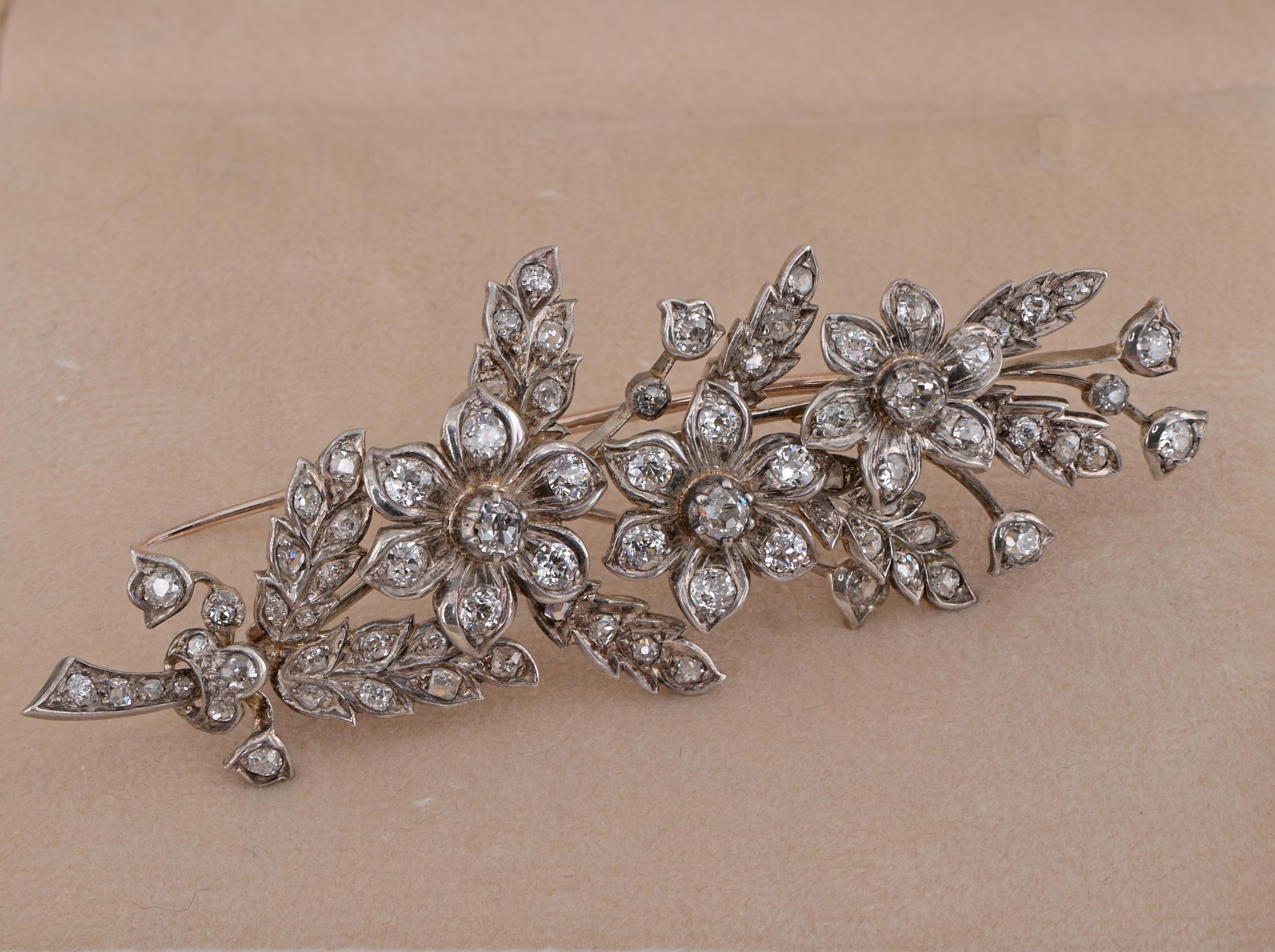 Victorien tardif Broche fleurie victorienne en argent 18 carats avec diamants de 3,50 carats de taille vieille mine en vente