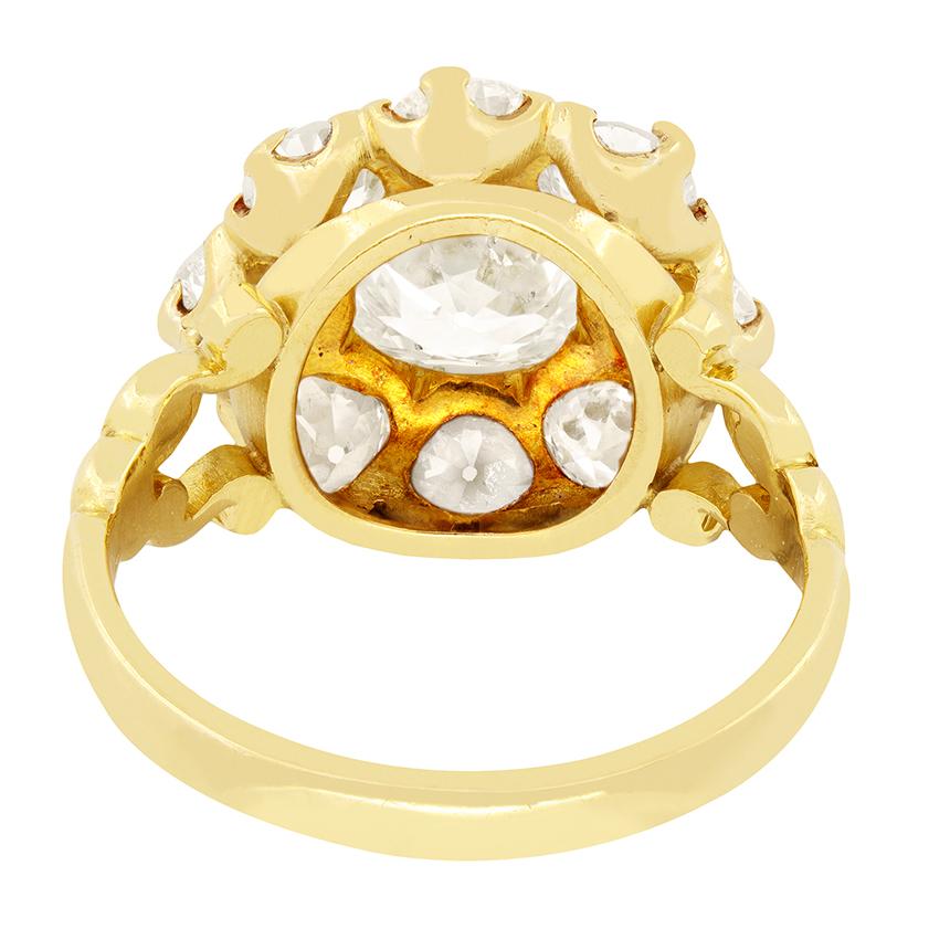Taille vieille Europe Bague victorienne en forme de grappe de diamants de 3,50 ct, c.I.C. en vente