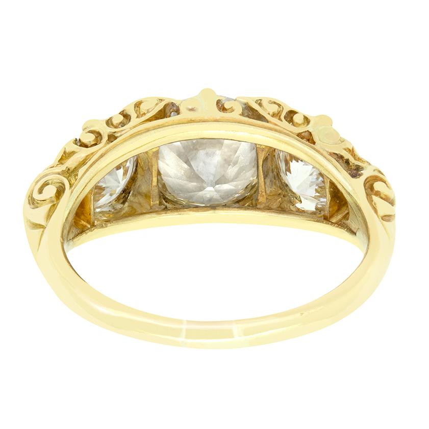 Taille vieille mine Bague victorienne avec trilogie de diamants de 3,50 carats, c.1880 en vente