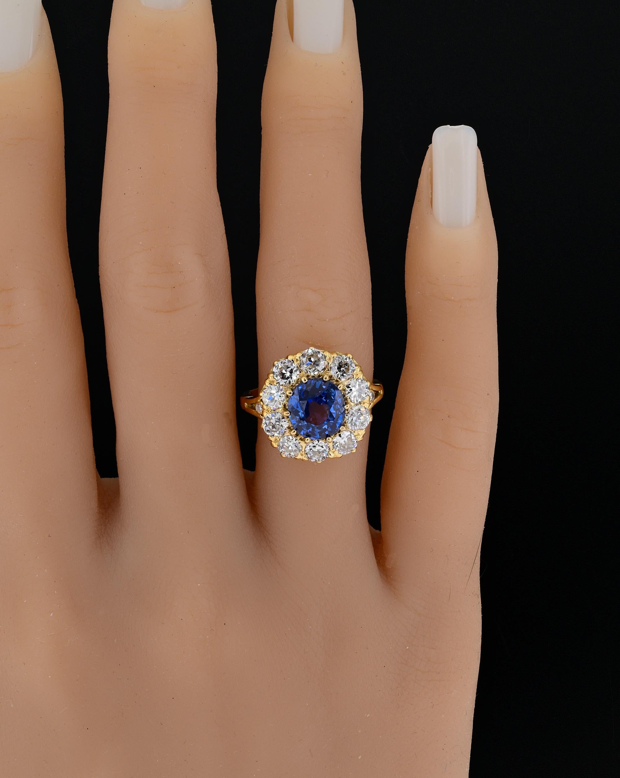 Victorian 3.60 Ct Certified Burma Natural Sapphire 2.30 Ct Diamond Ring For Sale 4