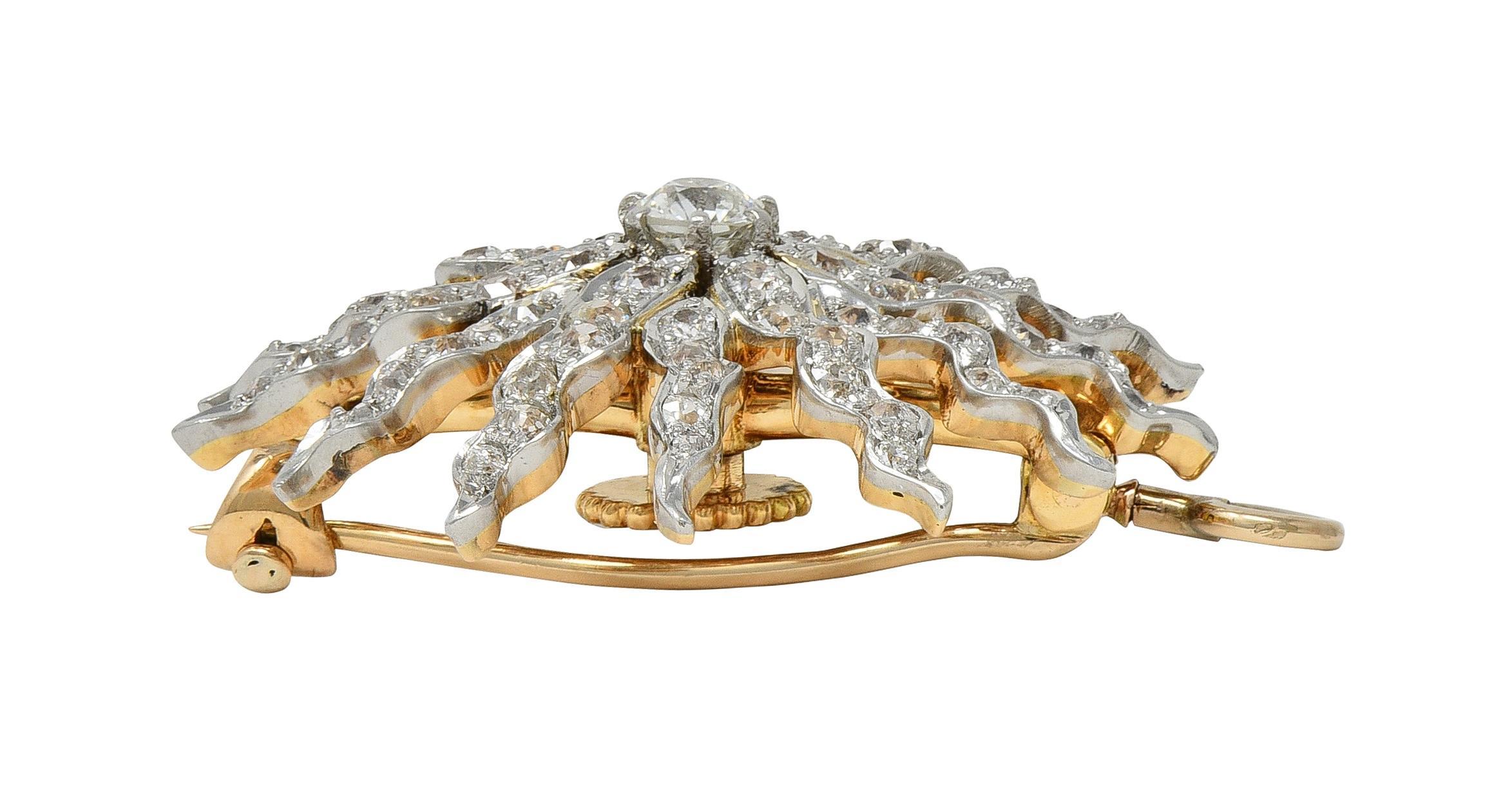 Spilla vittoriana con ciondolo a stella antica in oro 14K e platino con diamante da 3,62 CTW in vendita 2