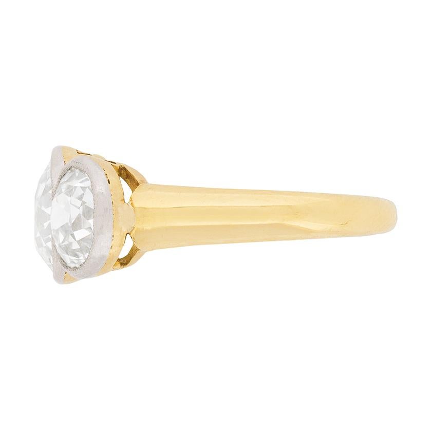 Old European Cut Victorian 3.65 Carat Diamond Three-Stone Ring, circa 1900s For Sale