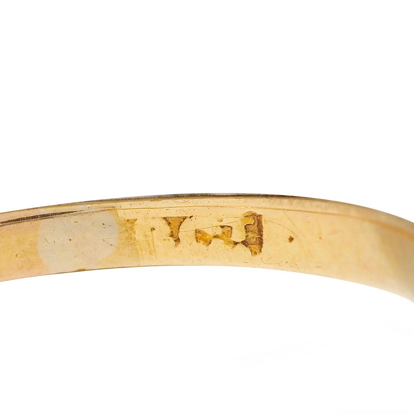 Antiker viktorianischer dreisteiniger Ring mit 3,70 Karat Saphir und Diamant aus 18 Karat Gold im Angebot 2